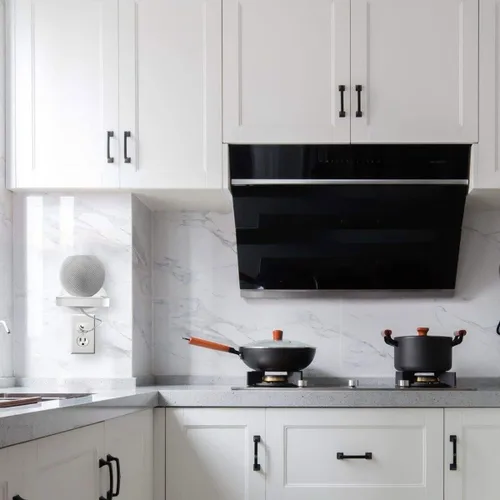 Vista 2 de Soporte de estante para enchufe, decoración de baño con gestión de cables integrada, una solución de ahorro de espacio para Homepod Mini, Google