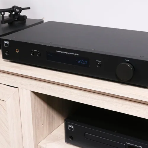 Vista 3 de NAD C 338 Amplificador digital híbrido DAC con Chromecast
