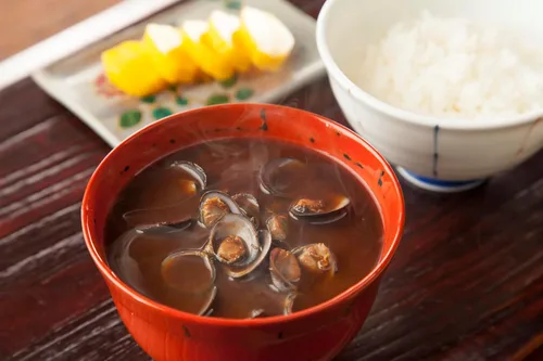 Vista 5 de [Producto de Japón] Mutenka Hatcho Miso (miso oscuro artesanal tradicional) 10.05 onzas