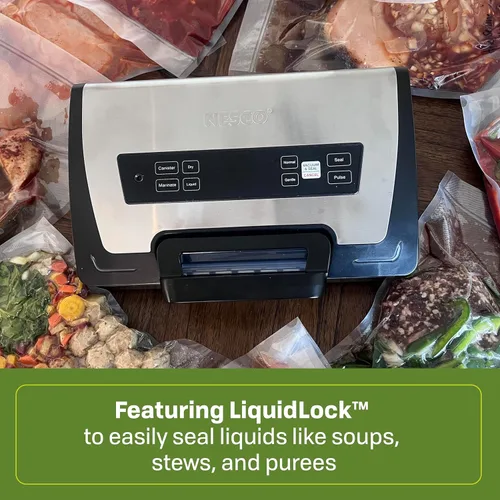 Vista 4 de Nesco Kit de sellador al vacío premium con LiquidLock, incluye una gran variedad de bolsas y rollos VS-22LB, función de sellado de recipiente
