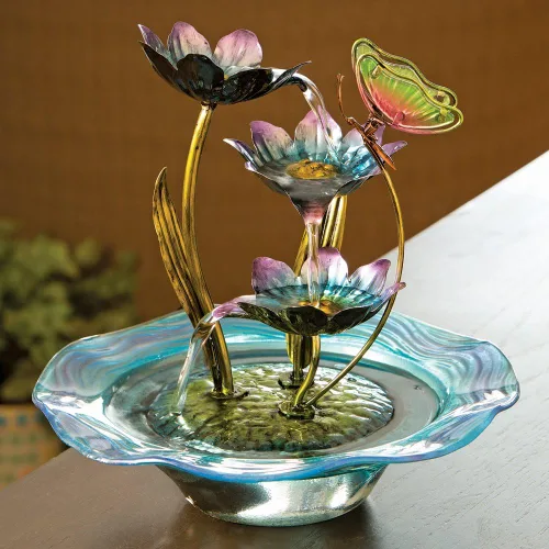 Vista 2 de Bits and Pieces - Escultura de fuente de mariposa de vidrio iridiscente - Decoración interior del hogar - Fuente de agua Zen - Accesorios