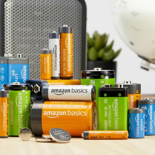 Vista 6 de Amazon Basics Paquete de 2 pilas de litio CR2025, 3 voltios, potencia de larga duración, sin mercurio