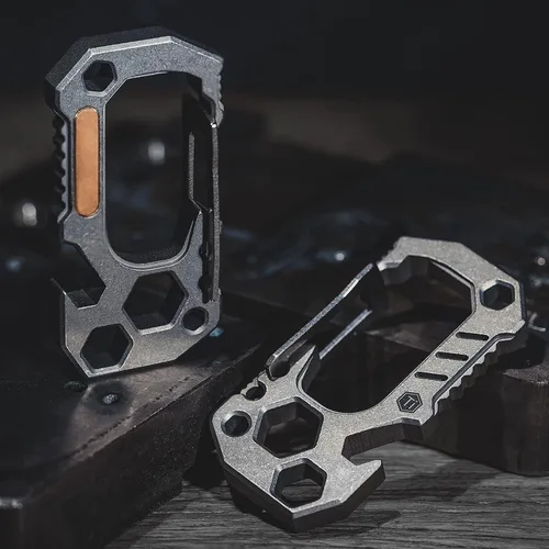 Vista 6 de KeyUnity KU01 Llavero de titanio con mosquetón multiherramienta, soporte para llaves de mosquetón, llaves de tornillo, soporte para brocas