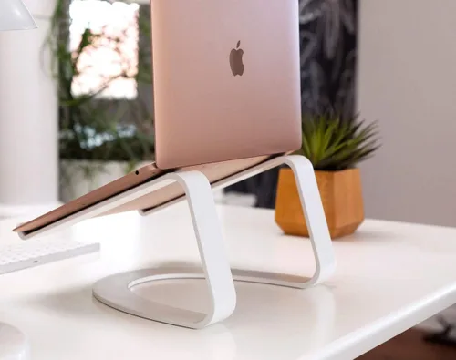 Vista 4 de Edge Supply Blanco 1-1/2 in x 25 pies Centro Barb Tee Molding T Molding Hobbyist Pack, Proyectos Pequeños, Máquinas Arcade y Mesas