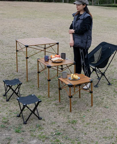 Vista 8 de iClimb Alu ligero y estable. Mesa cuadrada plegable enrollable con bolsa de transporte para camping, picnic, patio trasero, barbacoa, campamento