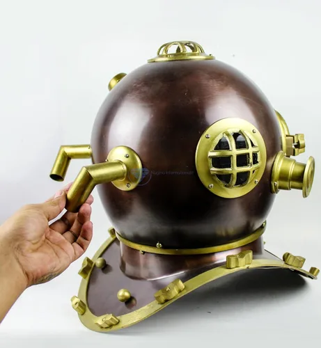 Vista 2 de Casco náutico de buceo Casco decorativo de barco marítimo Nagina International (18 pulgadas, marrón scutter)