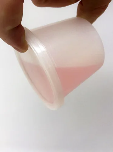 Vista 3 de Vito's famoso recipiente de delicatessen con tapa, 4 onzas (paquete de 50)