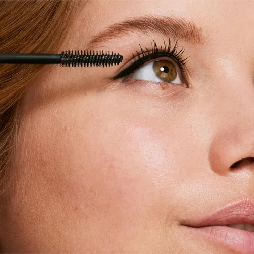 Vista 5 de Clinique High Impact Waterproof Mascara Lengthening, Volumizing, Smudge-Proof + Safe For Sensitive Eyes