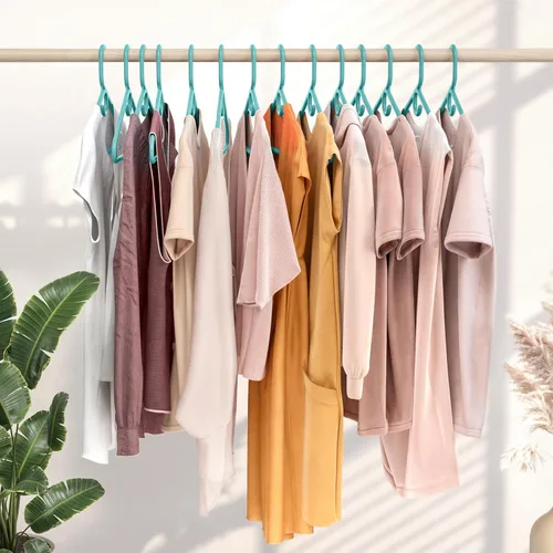 Vista 3 de NEATERIZE Perchas de ropa de plástico ultra resistentes - Aqua - Percha duradera para abrigos, trajes y ropa. Perchas De Ropa (Paquete de 12 - Aqua)