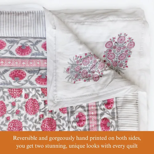 Vista 3 de Saffron Marigold Manta acolchada reversible rosa, tamaño Queen, hecha a mano, con estampado de dalia Daydreams de algodón Jaipuri Razai, colcha