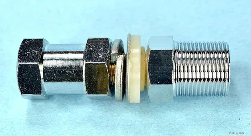 Vista 3 de Antena de Radio CB Montaje de Espejo de Ranura Única con Perno SO239 - Aries 30303 - Paquete - Comparar con RV1