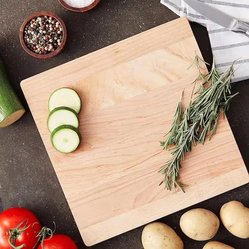 Vista 9 de John Boos Serie Chop-N-Slice Tabla de Cortar Cuadrada de Madera de Arce 10"x10" – 1" de Grosor, Bloque de Carnicero Reversible de 4 libras