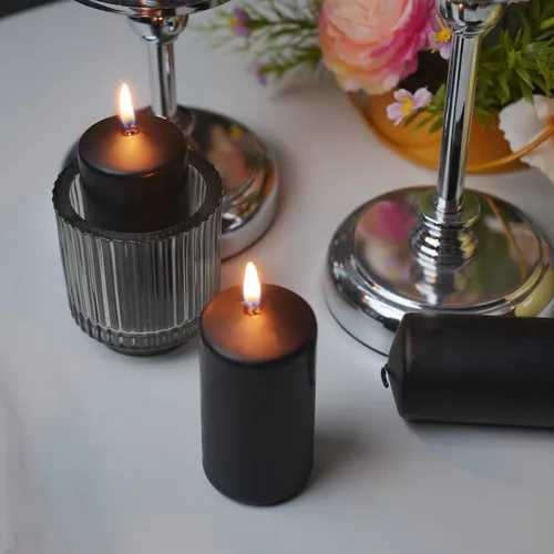 Vista 4 de YOROXRG Juego de 20 velas de pilar negro de 2 x 4 pulgadas de alto, sin perfume. Ideal para Halloween, bodas, linternas de emergencia, hogar, boda