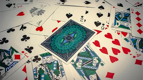 Vista 6 de Murphy's Magic Supplies, Inc. Edición limitada Peacocks Playing Cards de Rocsana Thompson Baraja de póquer Coleccionable