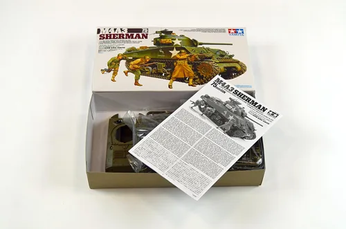 Vista 2 de Modelo de M4A3 Sherman de Tamiya Models