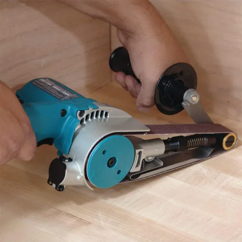 Vista 8 de Makita 9031 lijadora de banda de velocidad variable 5A, 1-18pulgadas por 21pulgadas
