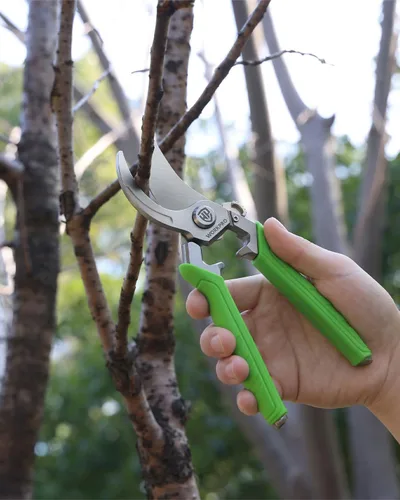 Vista 8 de WORKPRO 8.5" Bypass Pruning Shears, Professional Garden Shears with Forged Stainless Steel Blades, 3/4" Cut Capacity, Spring-Loaded, Safety Lock