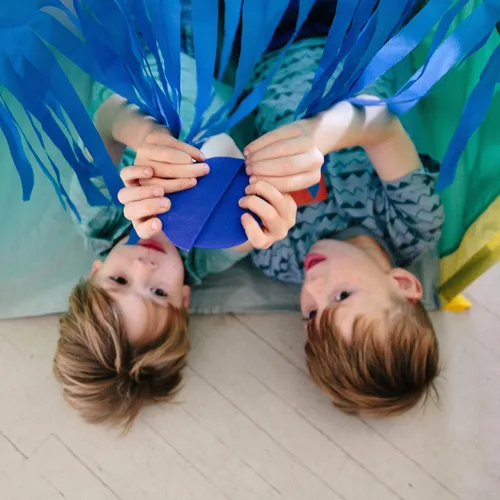 Vista 12 de Pacific Play Tents 95200 Túnel de juego de gateo estilo D súper sensorial institucional de 9 pies para niños, 9' x 30" x 30", multicolor