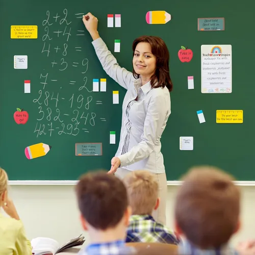 Vista 5 de Xqumoi Paquete de 12 notas adhesivas Teaching is A Work of Heart – Regla Pizarra Lápiz Forma de Manzana Autoadherentes Bloc de notas