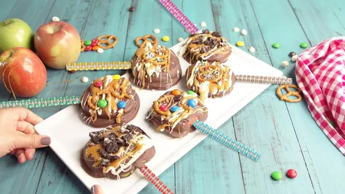 Vista 5 de Juego de 26+24 piezas de palitos para manzanas acarameladas, palitos para golosinas que incluyen 24 piezas de palitos de bambú para manzanas