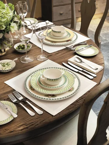 Vista 3 de Villeroy & Boch Medina Collection - Juego de cubiertos de 64 piezas, servicio para 12, más 4 piezas de servicio adicionales, acero inoxidable 18/10