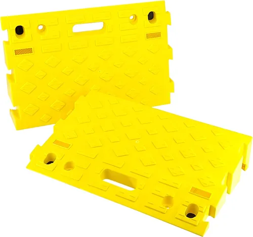 MAXXHAUL 50707 - Juego de rampas de umbral de bordillo de plástico portátiles y entrelazadas (amarillas) para muelle de carga, entrada, acera para