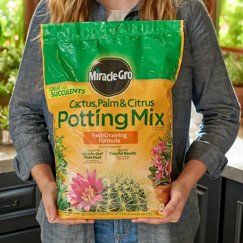 Vista 4 de Miracle-Gro Mezcla para macetas de cactus, palmeras y cítricos, para plantas en macetas de interior o exterior, ideal para suculentas, 8 cuartos