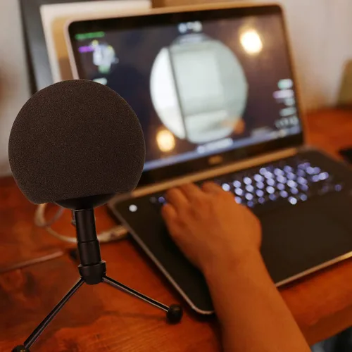 Vista 7 de Protector de viento con filtro de bola de nieve azul – Protector de viento profesional de espuma para micrófono iCE para grabaciones, transmisión