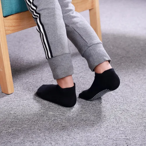 Vista 7 de 12 pares de calcetines de tobillo antideslizantes para bebé con agarres antideslizantes para niños y niñas pequeños