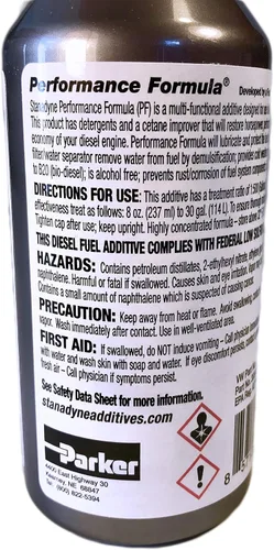 Vista 6 de Rendimiento fórmula uno inyección 8oz., funda de 24 botellas, lleva 30 galones de combustible diesel por botella.