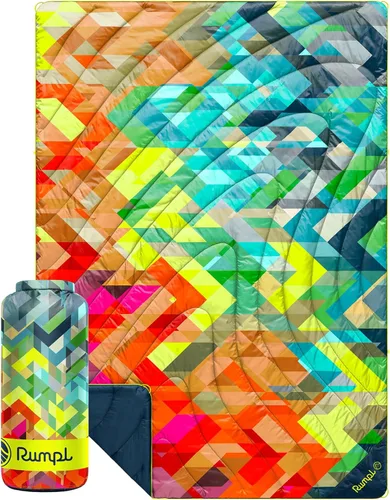 Vista 18 de Rumpl Manta Puffy Original - Manta de Camping Cálida y Resistente al Agua con Aislamiento Sintético 100% Reciclado, 52"x75", Original Puffy V2