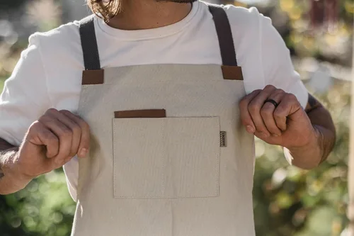 Vista 4 de Barebones Chef Grilling Apron - Cooking Aprons for Men and Women - Durable Canvas Apron with Pockets
