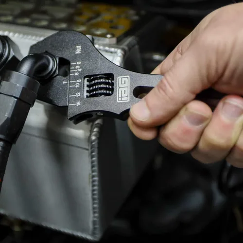 Vista 3 de IAG Performance AN 3AN-16AN - Llave inglesa ajustable para manguera de aluminio ligero, color negro