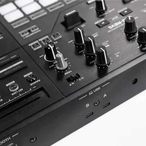 Vista 10 de Pioneer DJ DDJ-REV5 Controlador de DJ de rendimiento de 2 canales estilo Scratch (Negro)