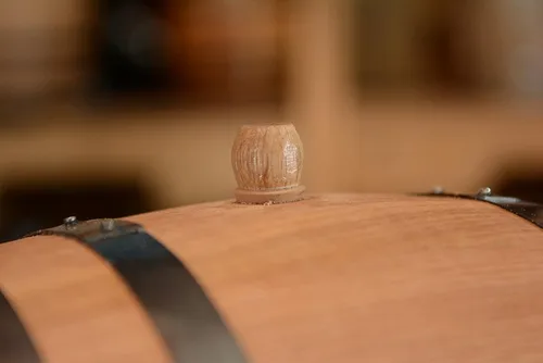 Vista 5 de Personalizado Barril de envejecimiento de bourbon de roble blanco americano roble envejecido (20 litros, aros negros)