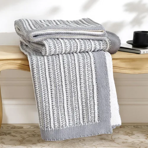 Vista 18 de Amélie Home Manta de Tiro de Punto Grueso, Manta de Chenilla Suave de Doble Cara Transpirable con Tejido de Cable para Sofá, Manta Decorativa
