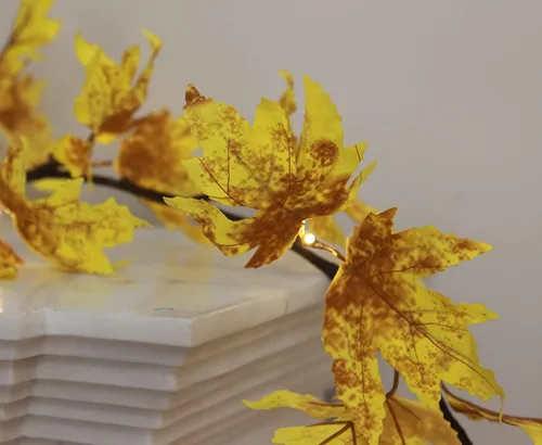 Vista 2 de LITBLOOM - Guirnalda iluminada de otoño de 6 pies con temporizador, 24 LEDs blancos cálidos, vid de hojas de arce con luces que funciona