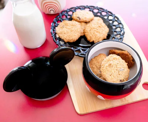 Vista 5 de Silver Buffalo Disney Mickey Mouse Icon - Tarro de galletas esculpido en 3D de cerámica pintado a mano (pequeño)