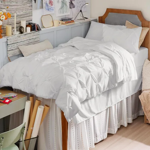 Vista 56 de Bedsure Juego de edredón tamaño King extragrande gris - Juego de ropa de cama en una bolsa de 7 piezas, juego de cama pintuck GentleSoft™ gris