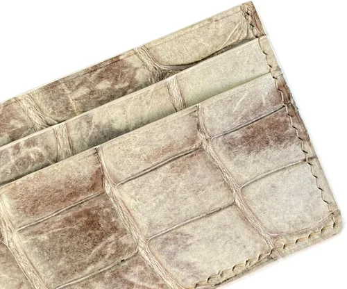Vista 2 de Tarjetero de piel de cocodrilo hecho a mano, estuche minimalista para tarjetas, cartera delgada para tarjetas, elegante tarjetero para hombres