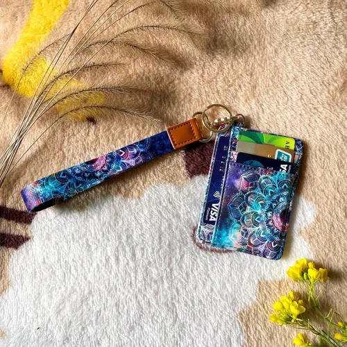 Vista 7 de Cartera delgada con bolsillo frontal RFID para tarjetas de identificación, bonita cartera pequeña con llavero para mujer