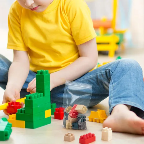 Vista 5 de Bolsas de plástico Aubeco, 200 piezas de 4 x 6 pulgadas de 2 mil de espesor, bolsas con cremallera, bolsa transparente para joyería, bolsitas