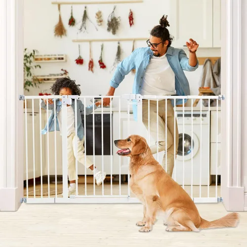 Kinfant Puerta extra ancha para bebé, puerta blanca de 58 pulgadas y escalera, puerta de presión alta y ajustable para mascotas, con kit de