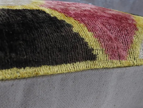 Vista 7 de Cojín decorativo hecho a mano con funda de cojín rellena de plumón, rosa sucio, negro y dorado, funda de cojín cuadrada de seda de terciopelo suave