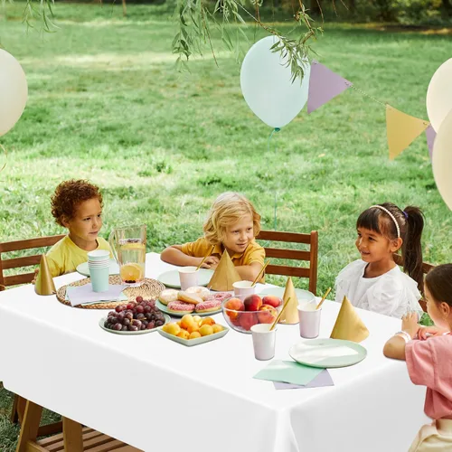 Vista 8 de 4 paquetes de manteles de plástico blanco, manteles desechables resistentes, 54 x 108 pulgadas, manteles de papel desechables para fiestas, limpieza