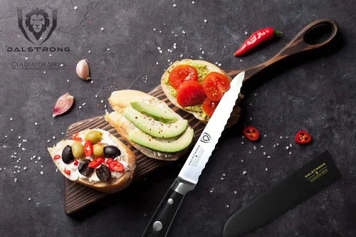 Vista 8 de Dalstrong Cuchillo de utilidad dentado – 5.5 pulgadas – Gladiator Series Elite – Acero alemán forjado de alto carbono – Cuchillo de cocina regalo