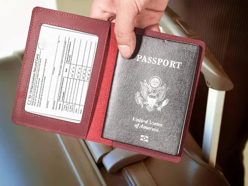 Vista 2 de Combo de carteras para pasaporte y tarjetero de vacunación, bloqueo RFID, funda de cuero genuino para pasaporte con ranura para tarjeta