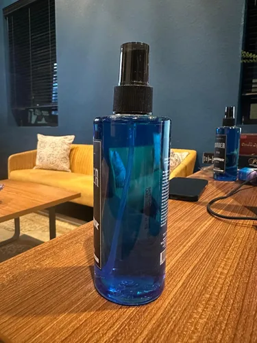 Vista 4 de Marmara Barber Cologne - La mejor opción de peluqueros modernos y abanicos de afeitado tradicionales, tamaño de viaje (1.7 fl oz, número 1)