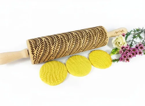 Vista 8 de CANNABIS ROLLING PIN PATRÓN CON HOJAS DE CANNABIS para COOKIES EMBOSSED