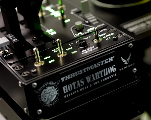 Vista 6 de Thrustmaster HOTAS Warthog Dual Throttles (PC)